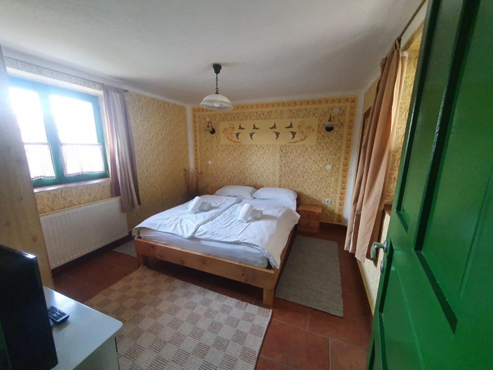 Sobe Kod Baje - Baranjska Kuca Bed & Breakfast Karanac Exterior photo